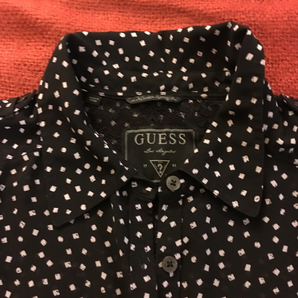 Guess - Picture 3 of 3